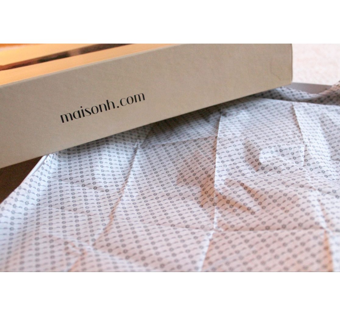 Packaging y papel seda con trama de la llave maison hotel the brand. Fashion Branding and Art Direction: Sandra Santos Madrid 2015